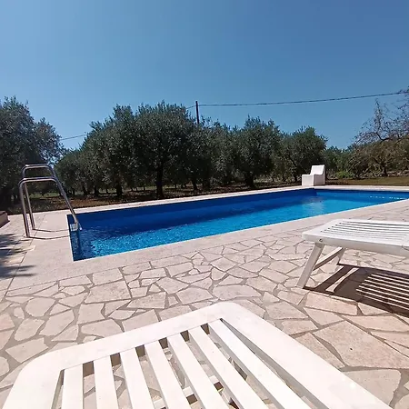 Sunny בית נופש